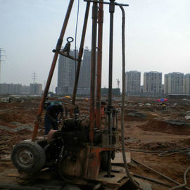 China Plataforma de perforación portátil geotécnica del agua del remolque de 2 ruedas con la bomba de fango proveedor